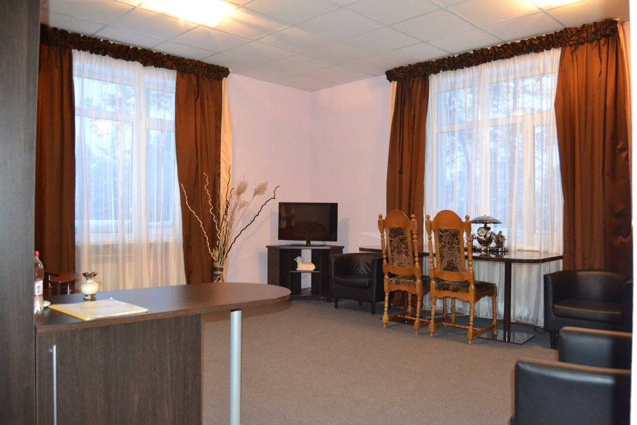Номер люкс с 1 двуспальной кроватью